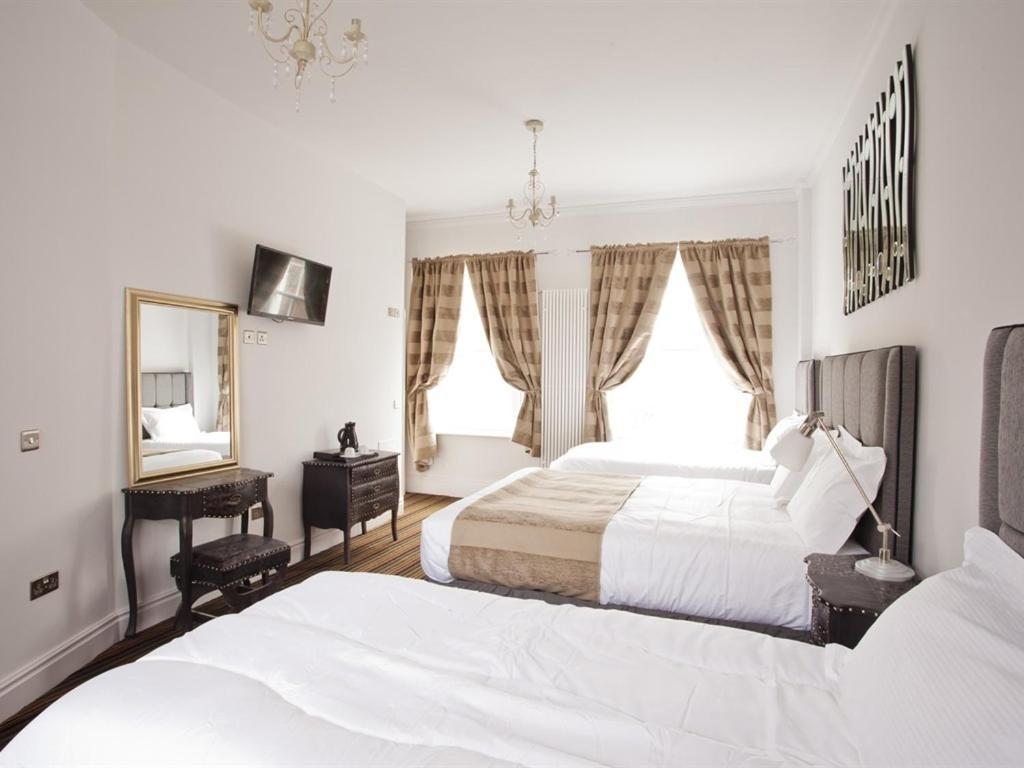 Burton Stone Inn B&B York Room photo